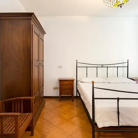 Nadia By Impero House Apartment Stresa